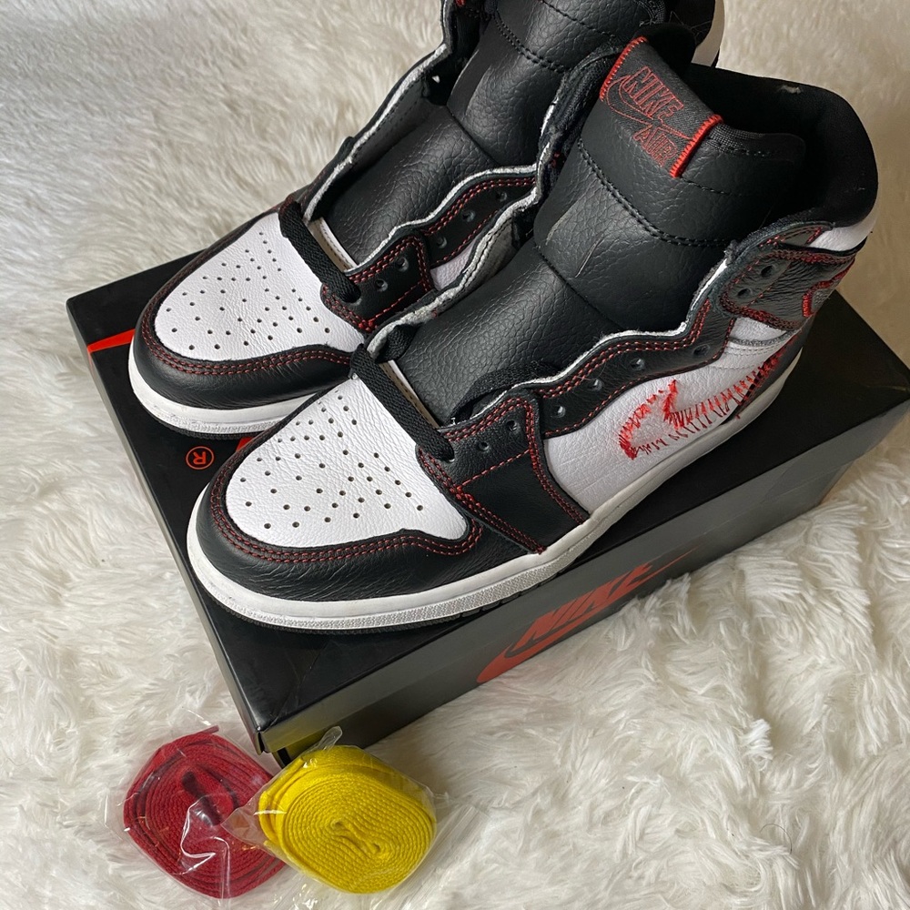Air Jordan 1 Retro High OG ‘Defiant’